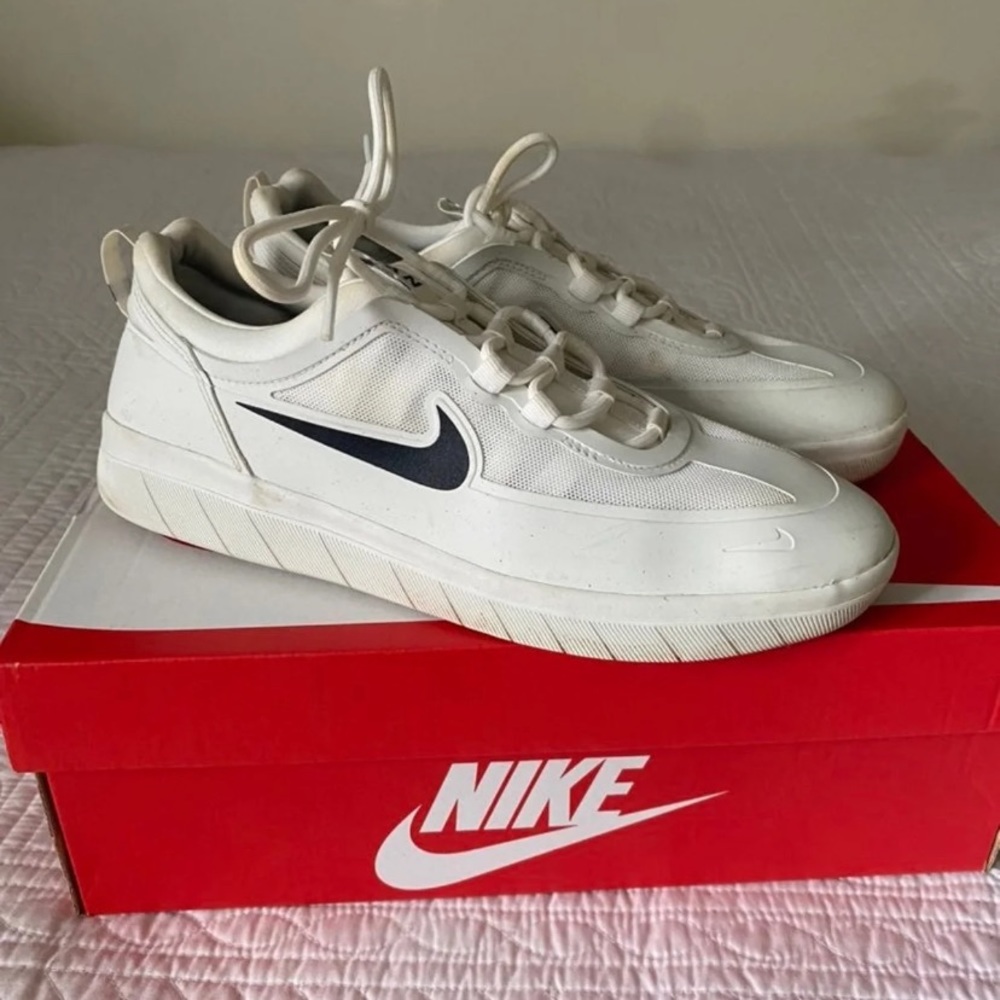 Nike Air Max Oketo